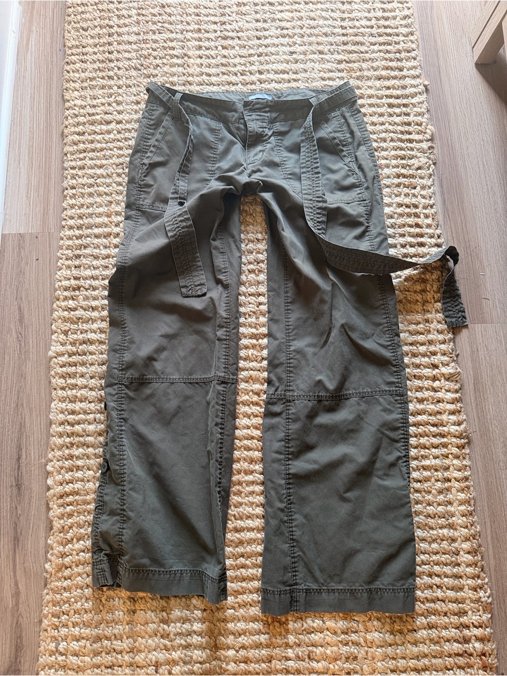 Low rise GAP Olive Green Cargo Pants with Built-In Web Belt